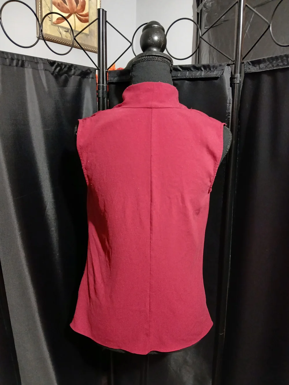Theory Sleeveless Cowl Neck Top in Burgundy Red Women's Petite Small - Picture 6 of 8